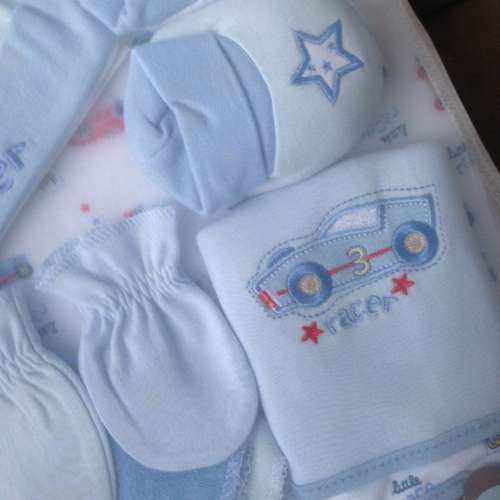 👶 Baby Blanket Gift Set for Newborns NEW 全新嬰兒套裝 粉藍 車 👶