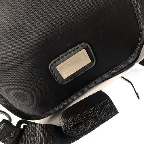 📷 POINT Camera Bag Belt Bag 11.3x7.6x7.8cm NEW 全新 照相機 袋 包 🎒