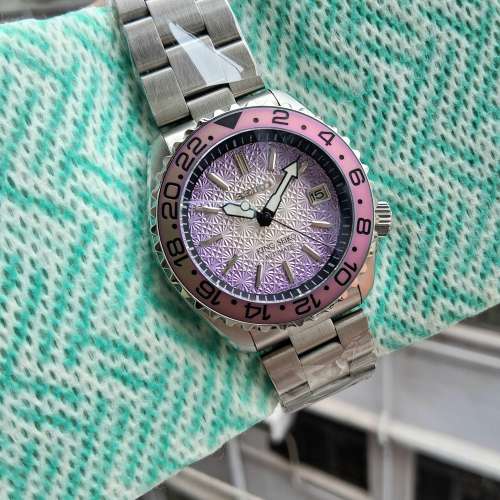 全新炫紫MOD自組錶款。