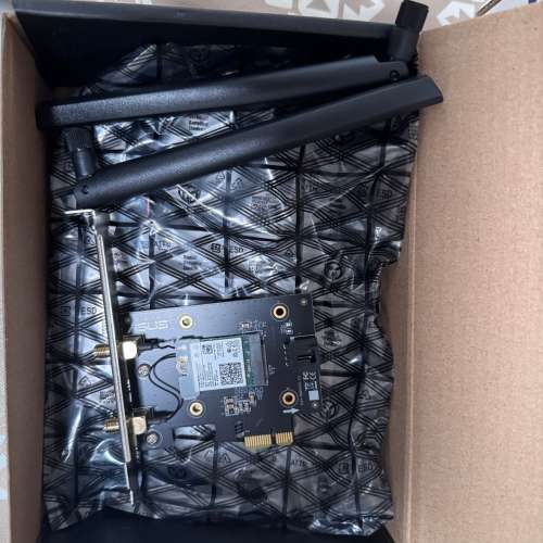 ASUS PCE-AX3000  枱機WiFi 6 /藍芽上網卡