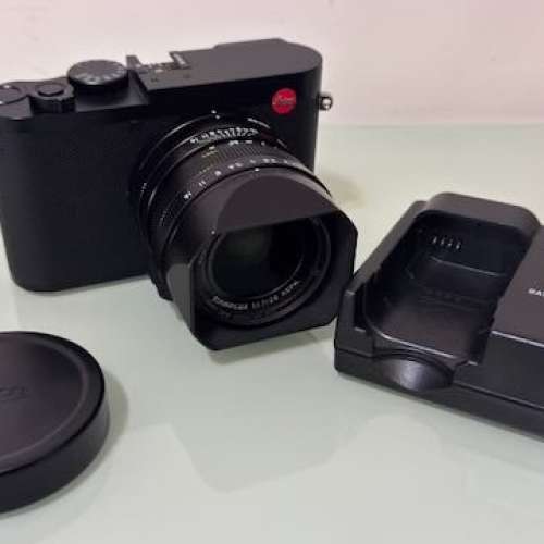 Leica Q2