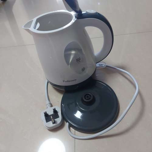 屯門良景輕鐵站交收 Proluxury 電熱水壺