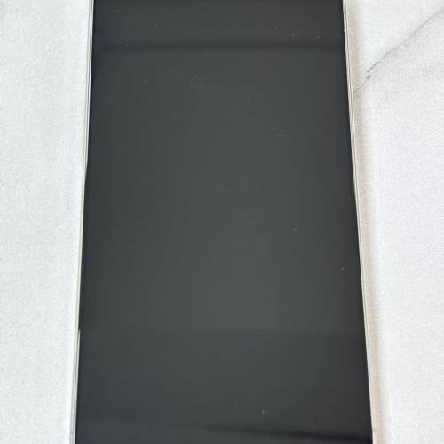 💥港版雙卡16 pro max💥 iphone 16 pro max 256gb 白色 機身完美 屏幕有一點輕微花 ...