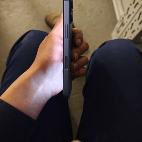 美版有鎖iphone 16 128 可交換