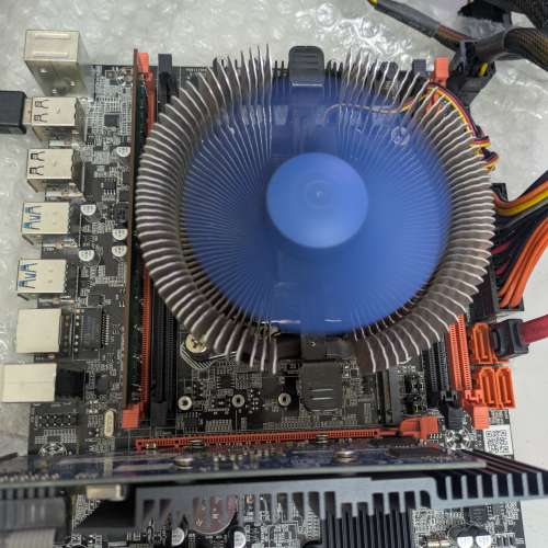 主機板+CPU+ram+dispaly card