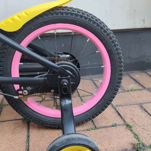8成新 14吋 小童單車，不可摺，單速，身高 1米以下小童合用。