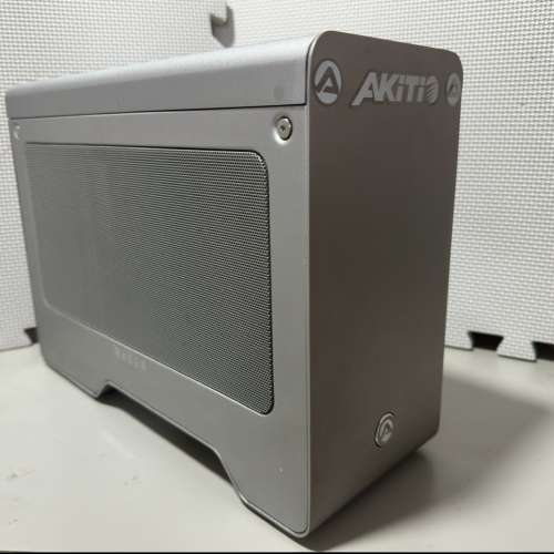 AKiTiO Node Thunderbolt eGPU gaming