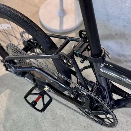 最新黑色  (NEO 20吋 36T 飛輪) JAVA NEO 9速 油剎 20吋 406 鋁合金折叠車 （三折叠...