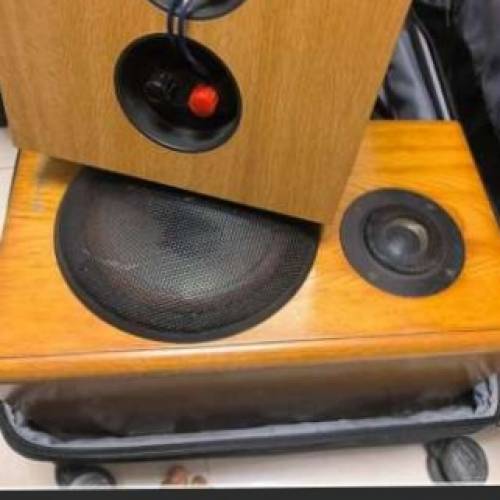 jvc500一對喇叭 ⭐(低音一隻博喇叭線鬆咗)