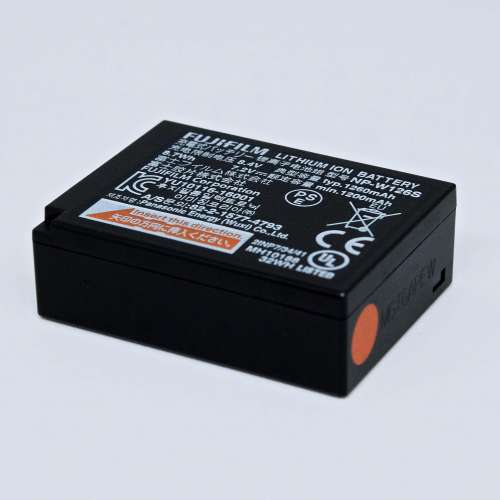 100% 完裝正版富士 NP-W126S 相機電池 FUJIFILM LITHIUM ION BATTERY