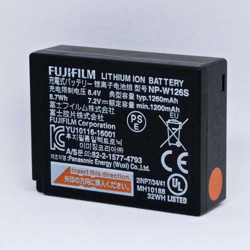 100% 完裝正版富士 NP-W126S 相機電池 FUJIFILM LITHIUM ION BATTERY