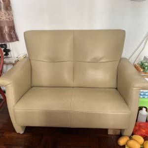 Giormani茲曼尼米色真皮雙人梳化