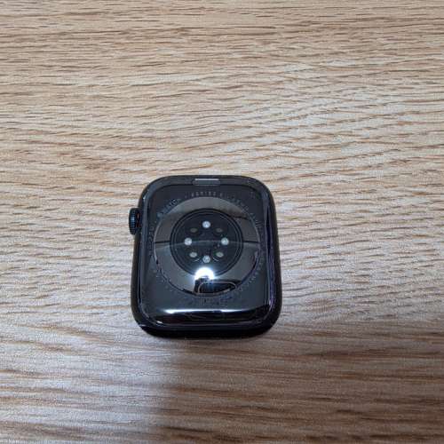 出售Apple watch Series 8 GPS 45mm (只含錶身)