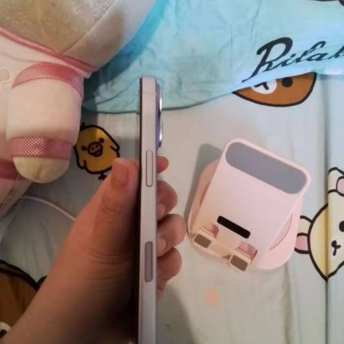 放iphone17粉紫色256gb有盒有單0花0崩