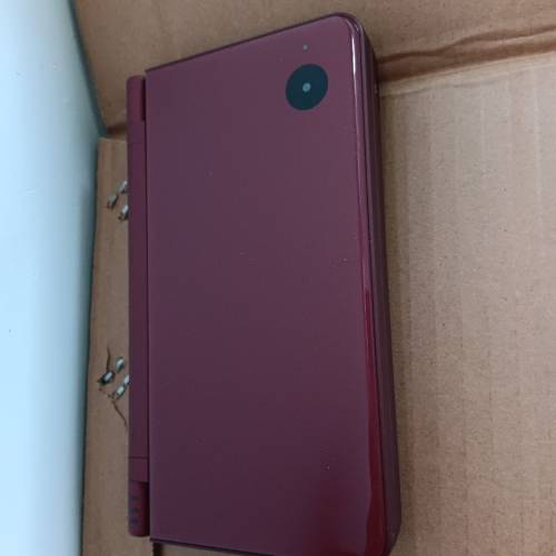 Nintendo DS LL 紅色