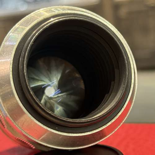 Meyer-Optik Gorlitz Trioplan 100mm f2.8 M42 silver lens