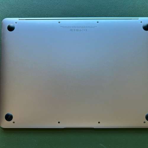 極罕有16GB RAM / Intel i5 / 265GB SSD / Macbook 12-inch 2017超輕超薄 / 灰色太空...