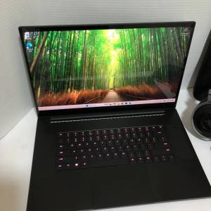 Razer Blade Pro 17  4K Touch 120Hz i7  gaming