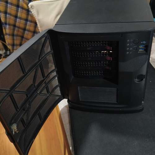 Supermicro Superchassis CSE-721TQ-250B 迷你塔式, 250W  80Plus銅牌 電源