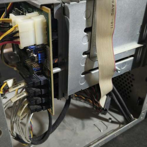 Supermicro Superchassis CSE-721TQ-250B 迷你塔式, 250W  80Plus銅牌 電源