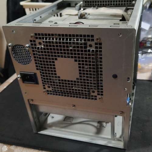 Supermicro Superchassis CSE-721TQ-250B 迷你塔式, 250W  80Plus銅牌 電源