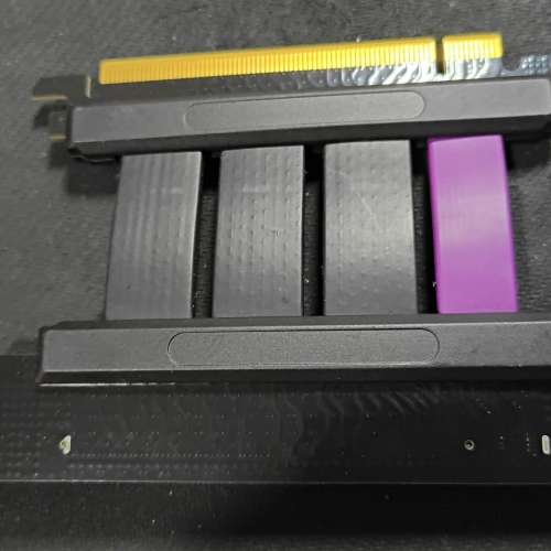 Cooler Master PCI Express 4.0 的高品質轉接卡