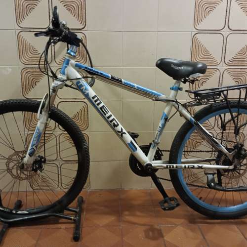 26 吋 藍白色單車