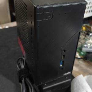 AsRock X300M-STX Socket AM4 迷你準系統