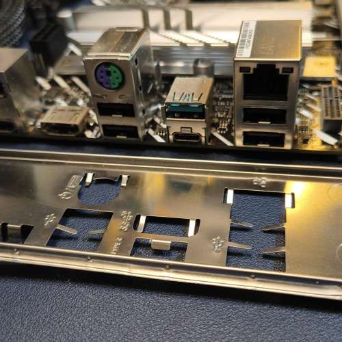 ASUS PRIME B560M-A Micro-ATX主板 ((正版Window11Home啟動碼)) Socket 1200