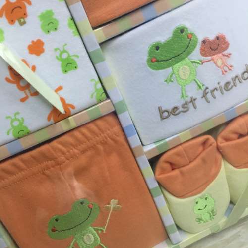 Baby Gift Box Set for Newborns ORANGE NEW 全新嬰兒套裝