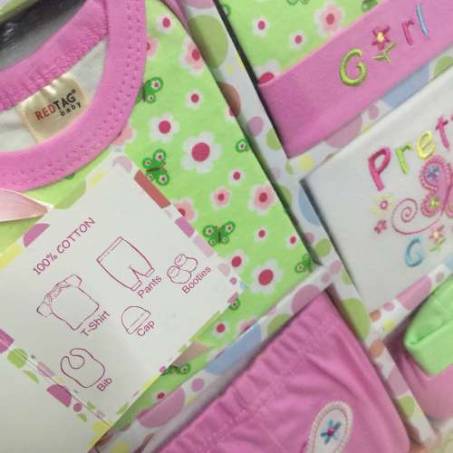 Baby Gift Box Set for Newborns PINK+GREEN NEW 全新嬰兒套裝