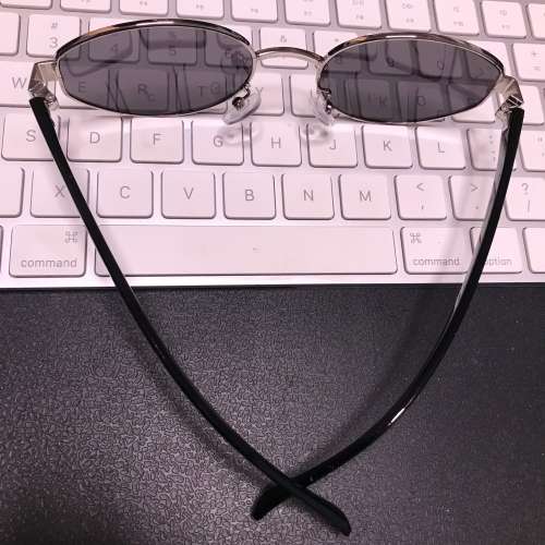 🕶️ Sunglasses SILVER NEW 全新 太陽眼鏡 墨鏡 銀色 🕶️