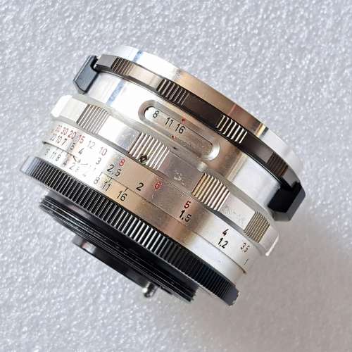 德國 (M42) A. Schacht ULM Edixa Travenar 50mm F2.8 鏡內有霉