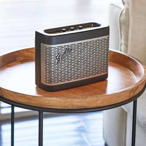 兩部 香港行貨 Fender Newport Bluetooth Speaker 藍牙喇叭 (需使用火牛) 媲美 Bos...