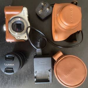 Panasonic Lumix GF3 相機套裝 95% new 100work