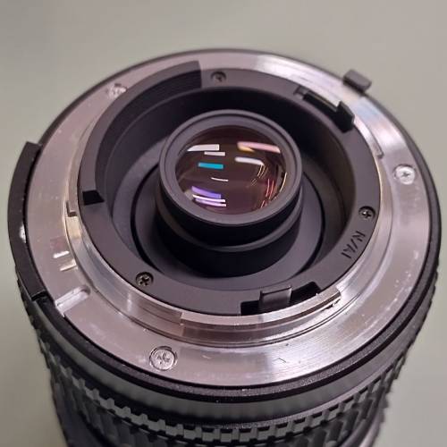 Tokina SZ-X270 28-70mm f3.5-4.5 SD