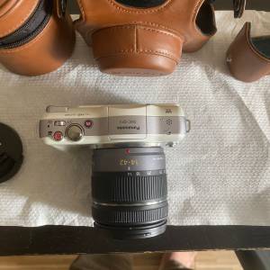 Panasonic Lumix GF3 相機套裝 95% new 100work