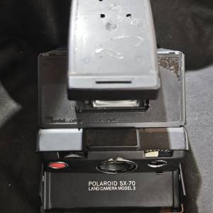 POLAROID SX-70 LAND CAMERA MODEL 3 SX70 可動 唔知是否成像正常 當零件機 自行處理