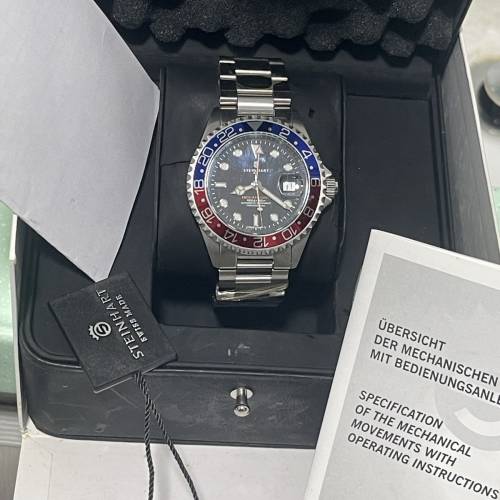 好X新淨😆 Steinhart  全自動 ETA機芯 Ocean GMT 300m FULL SET $2480