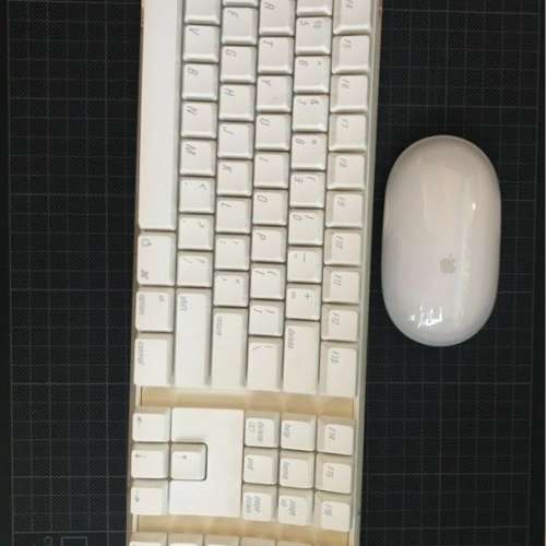 蘋果第一代無線keyboard &mouse