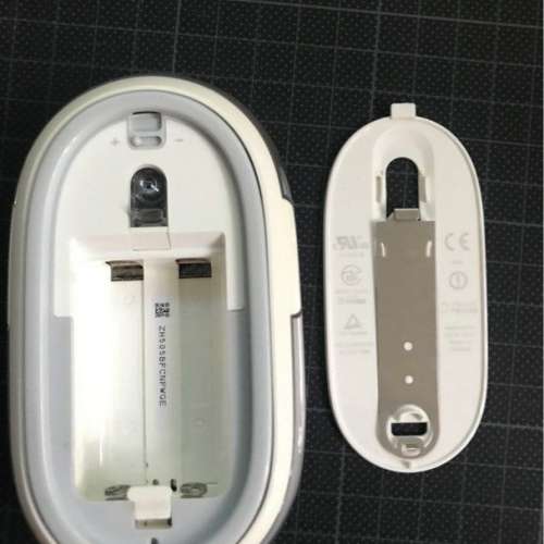 蘋果第一代無線keyboard &mouse