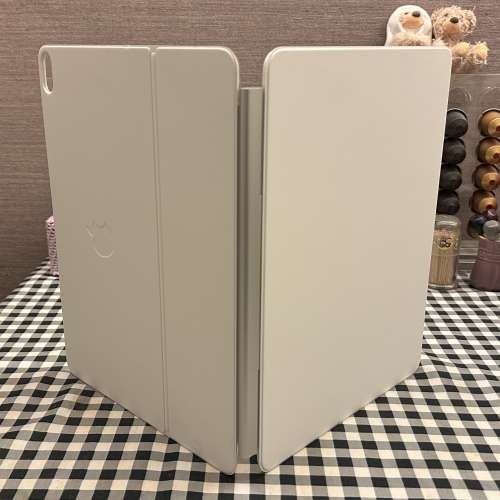Apple iPad Air Magic Keyboard 13吋白色 行貨 99%新 只係皮面有一處輕微污漬 蘋果...