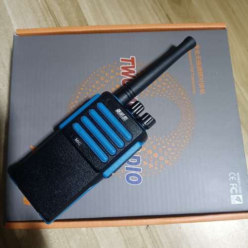 亞威斯無線電對講機手台409頻段大功率工地物業酒店餐飲（2臺裝順豐包郵）