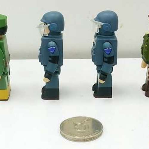 特警與大盗系列，全套 4 款，不設散賣