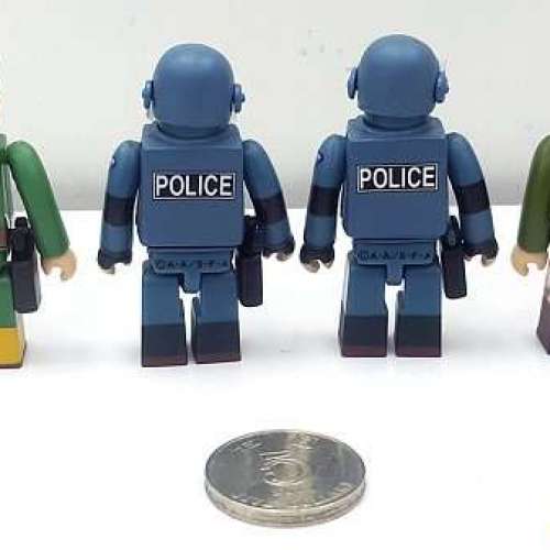 特警與大盗系列，全套 4 款，不設散賣