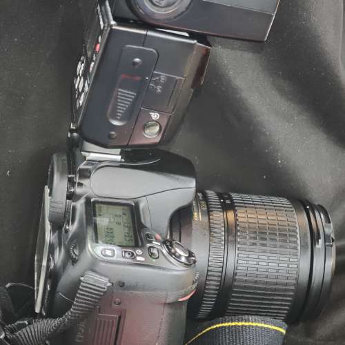 Nikon D80 CCD 尼康 + 18-135 G 18mm 135mm 18 135 + SB-600 SB600 功能正常 95%以...