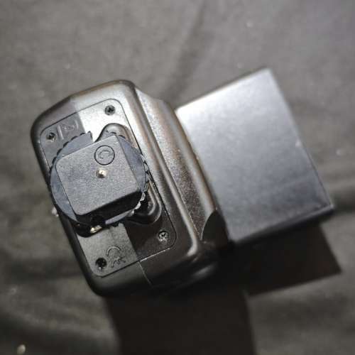 TUMAX DA880Z 單點閃燈 功能正常 不包含電池 試燈需要自備電