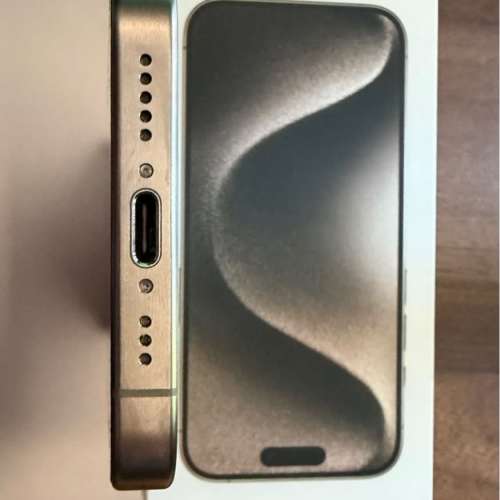iPhone 15pro 512gb,港行雙卡原色鈦金屬，電池健康度87，完美冇花，冇修冇拆，所有...