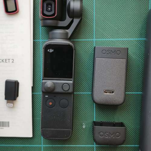 DJI Pocket 2 全套 連 全能手柄、金屬機夾、細腳架