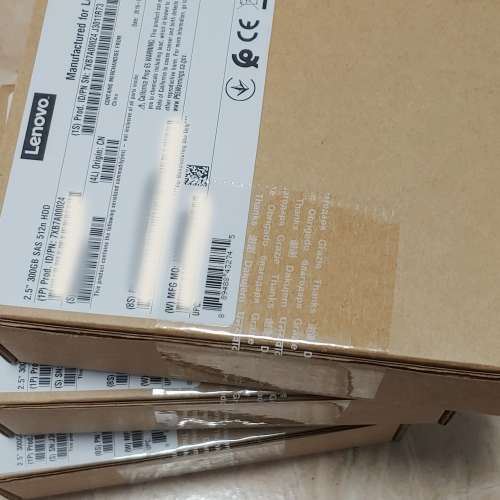 100% 全新 未開封 Lenovo SAS 300G 2.5" harddisk 10000rpm